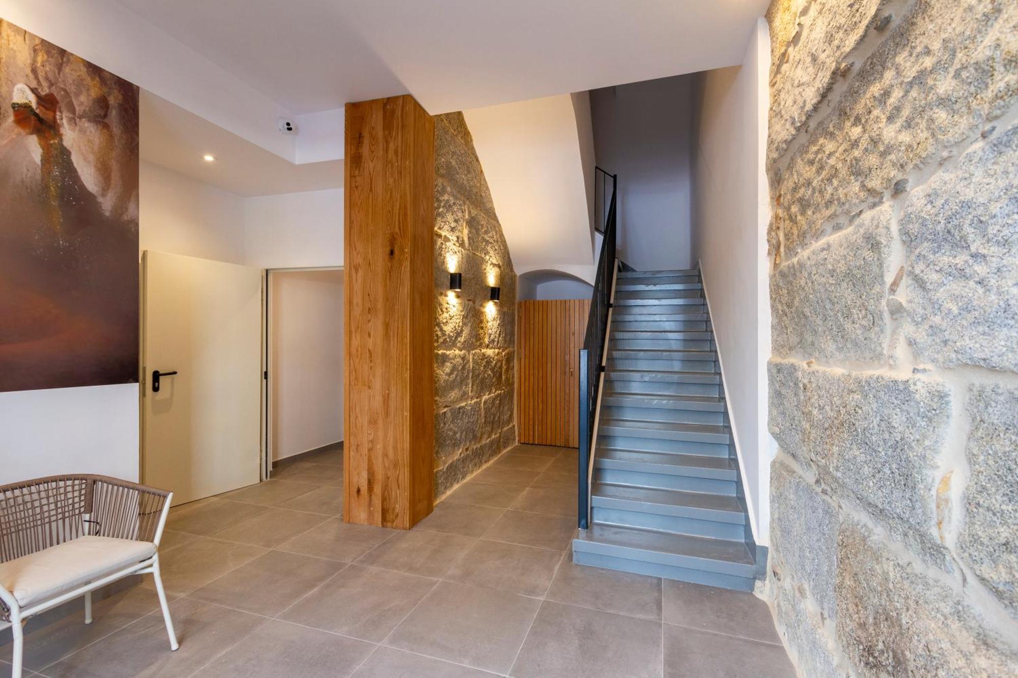 Urbanfive Apartamentos Ourense Centro Exterior foto